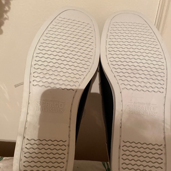 Authentic Sebago Docksides boat shoes - NWOT - Picture 11 of 12